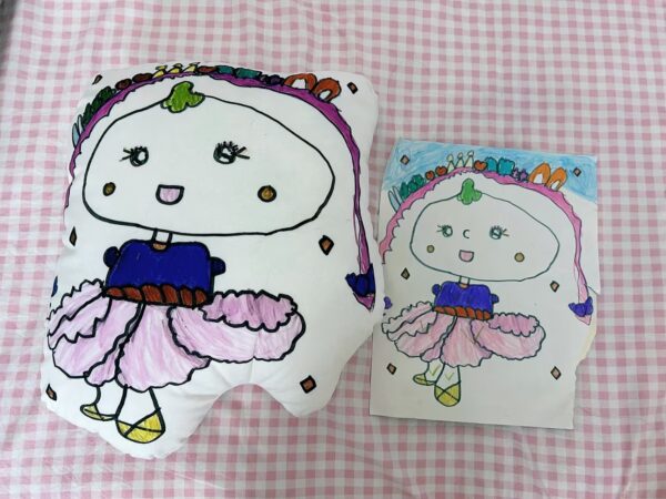 微信图片_20260715151720_753_7 Kids’ Artwork Turned Into Pillow